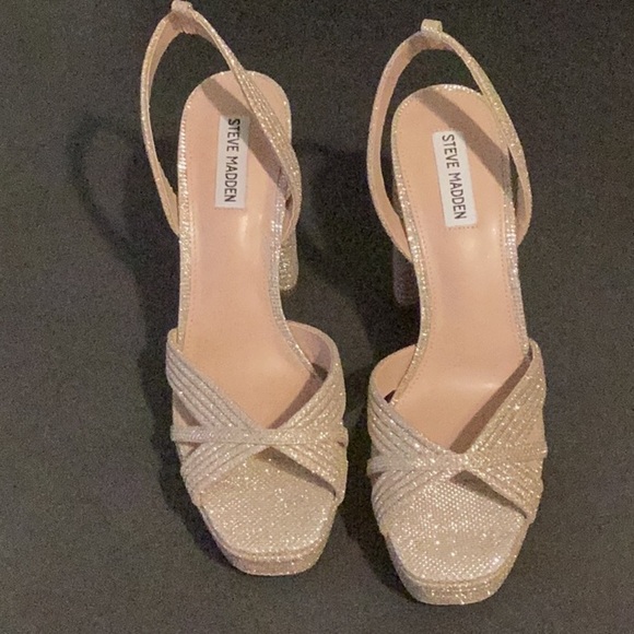 Steve Madden Size 10M Laurel Platform Sandal without ankle strap - Picture 1 of 5